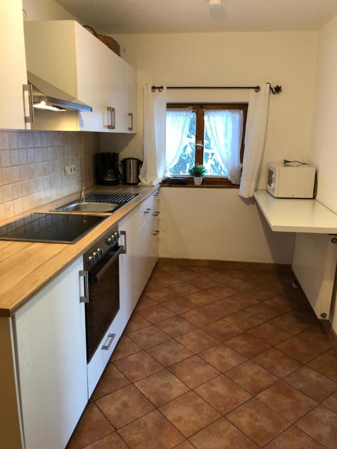 Ferienhaus Veronika Mit 2000Qm Garten Und Bergblick Унтерамергау Екстериор снимка